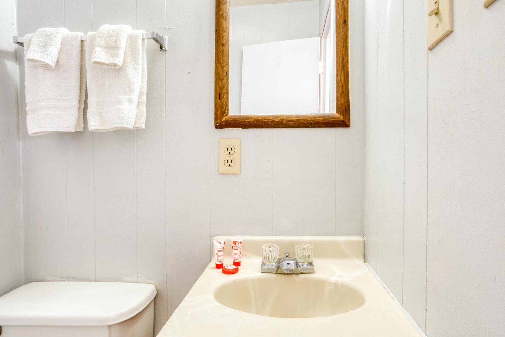 Oyo Hotel Breckenridge Tx Hubbard Creek Lake Extérieur photo